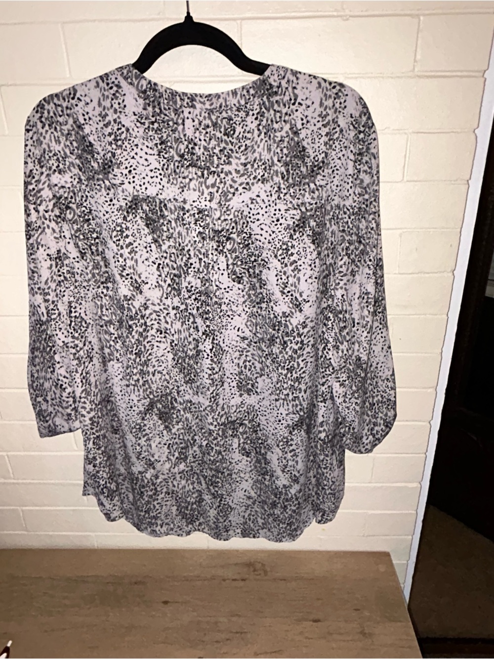 Torrid size 2 18-30 Women’s Printed Grey Blouse -